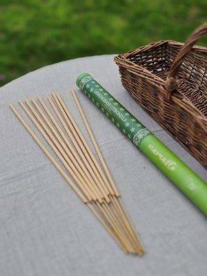 Perfect for the backyard and patios, these Large Lemongrass and Citronella Incense Sticks are a must-have for the great outdoors. Simply pop them in a planter or in the ground. For outdoor use. Includes 10 sticks