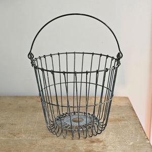 Aged Wire Clam Basket