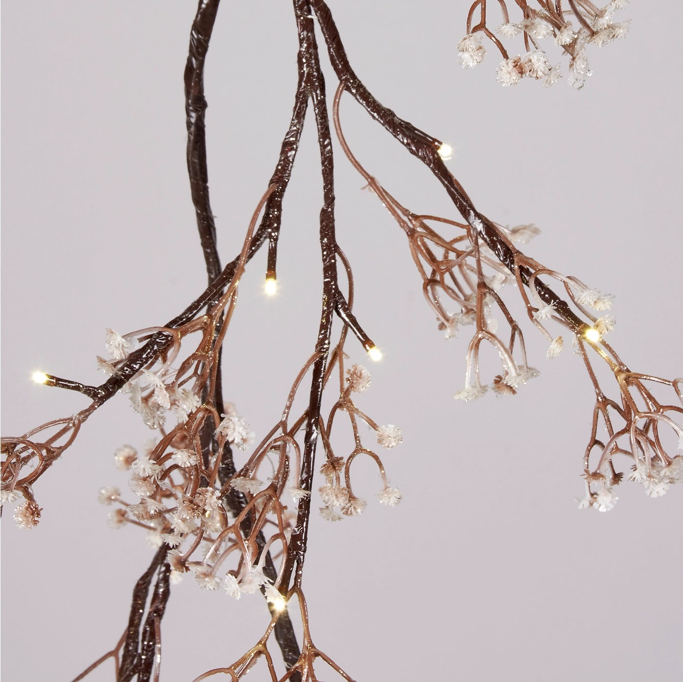Making a baby's breath garland - The Crafted Life