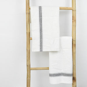 You'll love the French Country look of these Bistro Style Black Stripe Kitchen Towels. Classic black stripes against an ivory white background bring a bit of vintage style to your farm kitchen chores. The quality of this set's cotton makes for handy and easy care. Features loop on backside for hanging. Hand Wash. Set of 2, 100% cotton. 20" x 28"