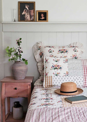 Cottage Rose Patchwork Quilt