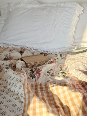 Cottage Rose Patchwork Quilt Throw