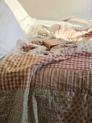 Cottage Rose Patchwork Quilt Throw