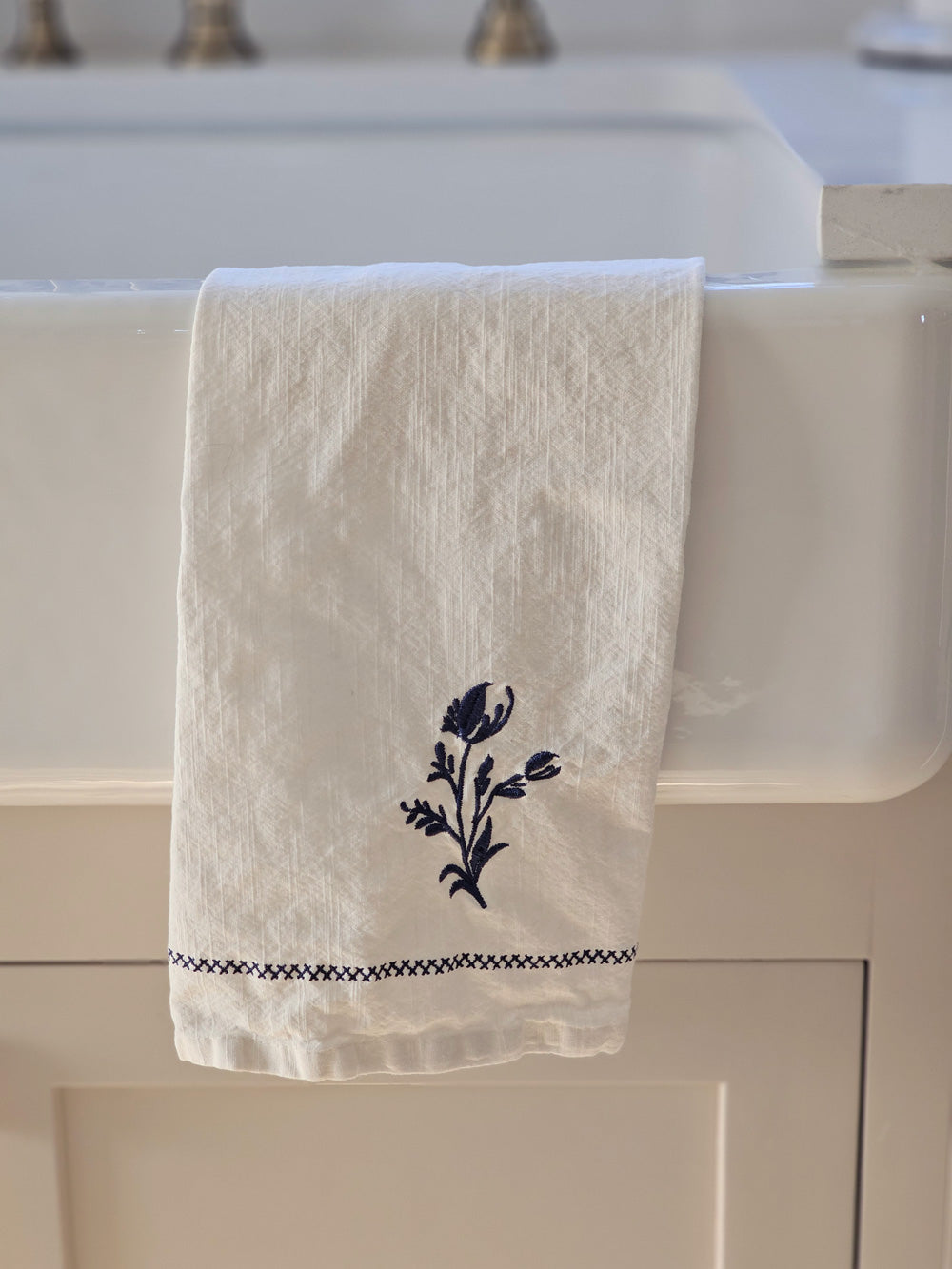 Embroidered Kitchen Towel Dish Towel Tea Towel Linens 