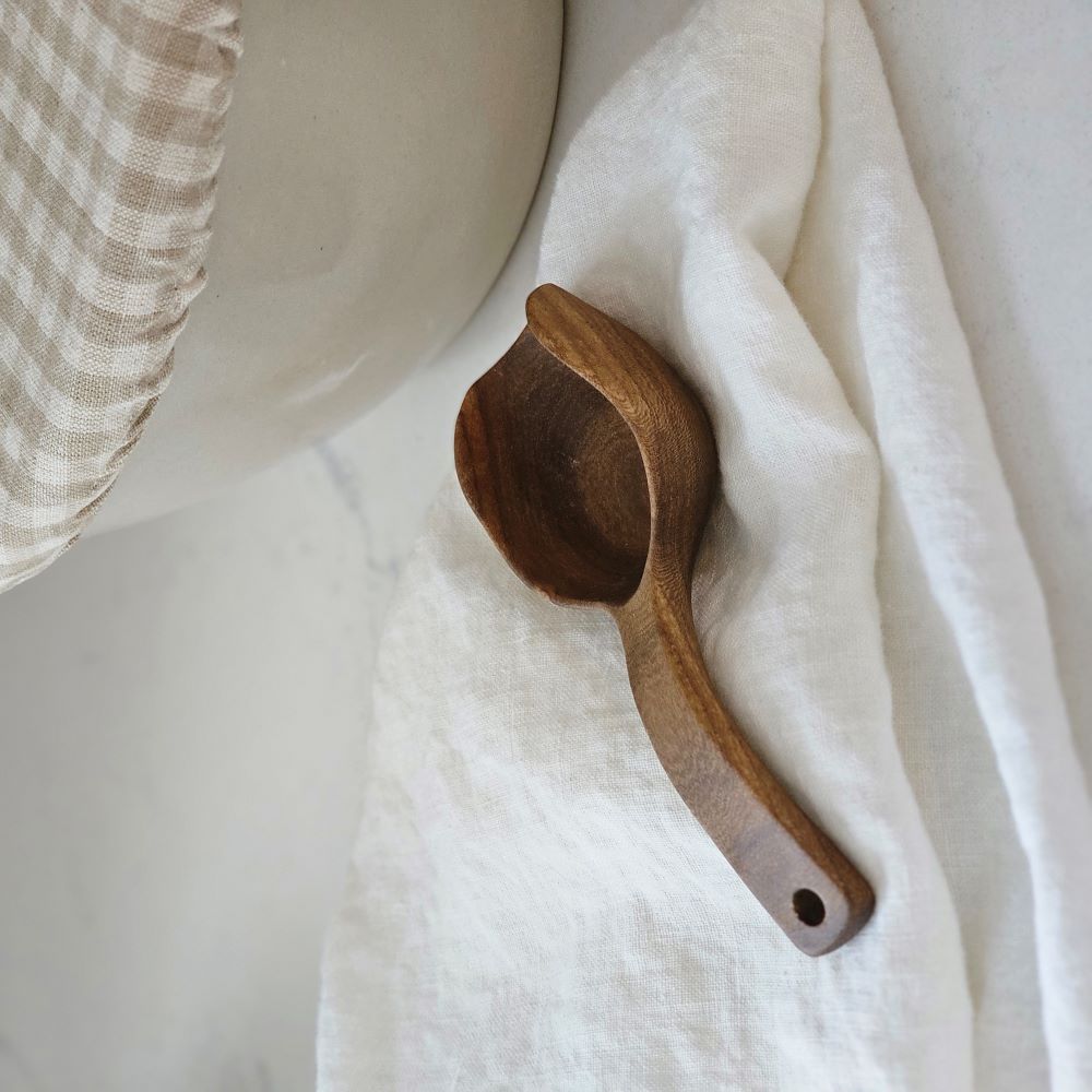 Perfect for scooping sugar, flour, rice, beans, oats, and more, this unique wood scoop is perfect for an organized kitchen! The Rustic Wood Scoop is handmade of laurelwood and finished with food-safe raw tung oil, each scoop is durable and protected against the elements. Hand-carved and Fair Trade!