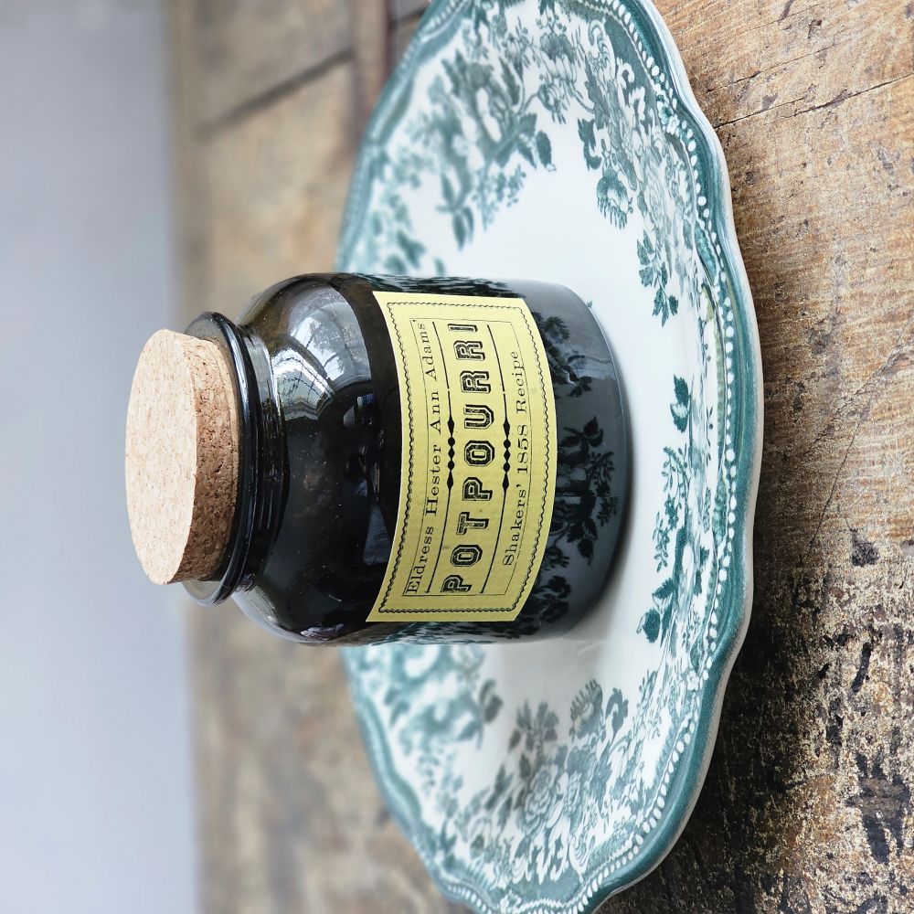 This old-timey, spicy blend of rose buds, lavender, cinnamon will fill your home with a sense of warmth and soothing calm. In 1858, Eldress Hester Ann Adams created this Shakers' Recipe Potpourri