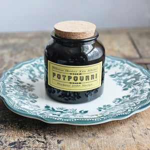 This old-timey, spicy blend of rose buds, lavender, cinnamon will fill your home with a sense of warmth and soothing calm. In 1858, Eldress Hester Ann Adams created this Shakers' Recipe Potpourri
