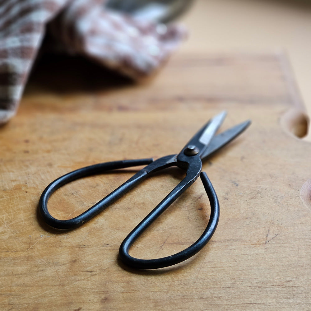 Vintage Style Garden Scissor - Farmhouse Wares
