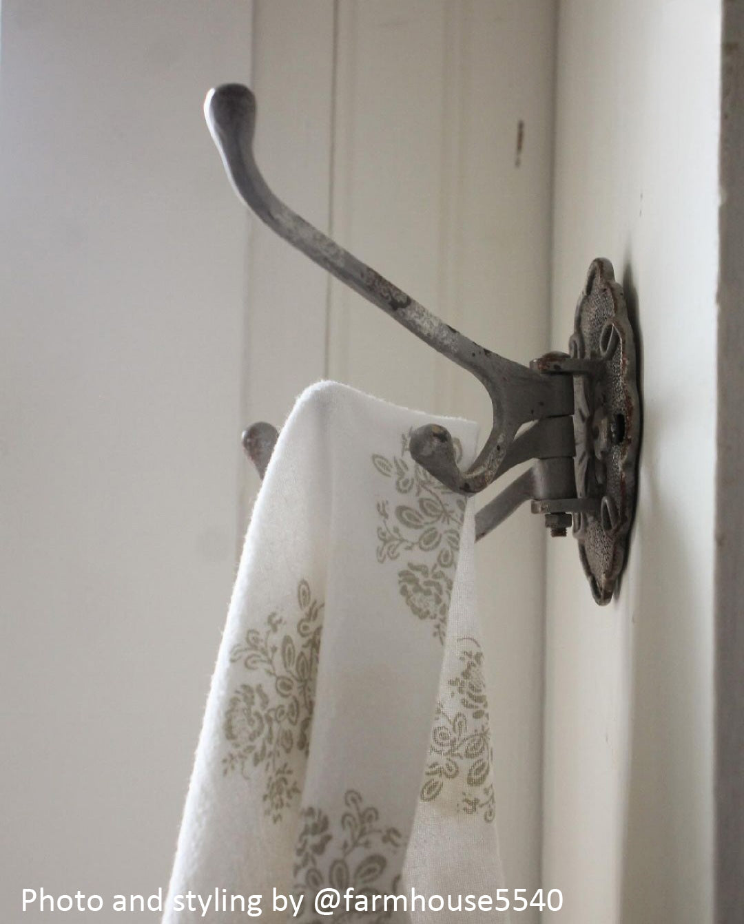 Enamel Flower Hook Decorative Wall Metal Towel Storage Coat