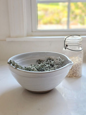 White Farmhouse Mixing Bowl, Two-Toned Ceramic Bowl, Pour Bowl, Batter Bowl, Rustic Farmhouse Bowl