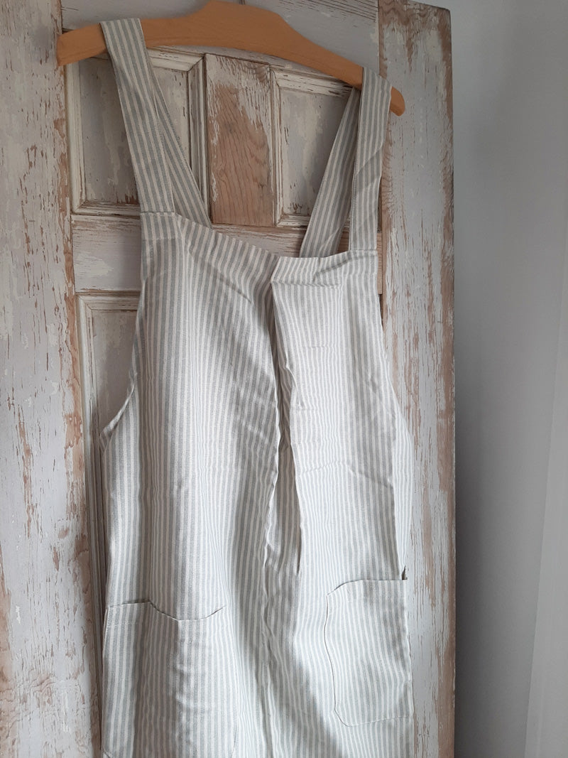 Buy Striped Linen Apron, Linen Kitchen Dress, Rustic Linen Apron With  Pockets, Daily Apron, Softened Apron, Vintage Rustic Bakery Cafe Apron  Online in India - Etsy