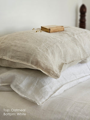 Linen Pillowcases in Oatmeal and White