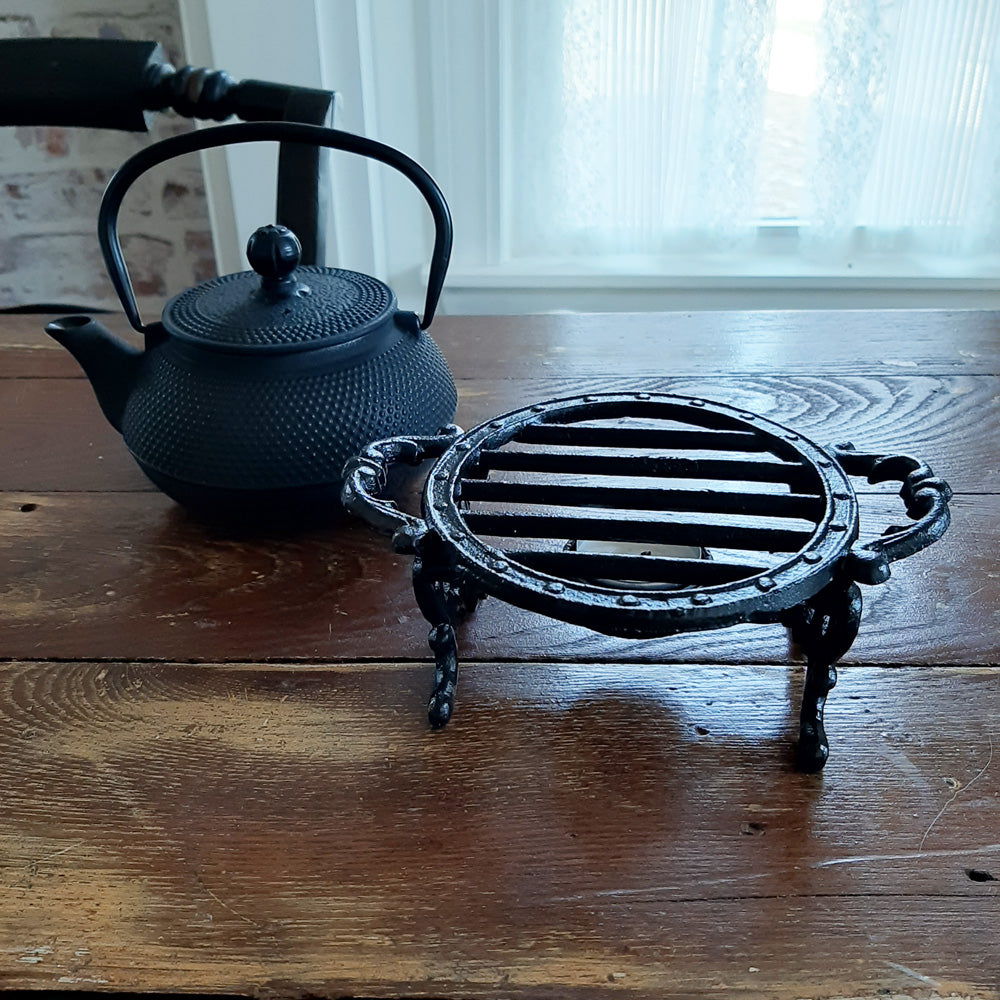 Cast Iron Pot Warmer Trivet - Farmhouse Wares